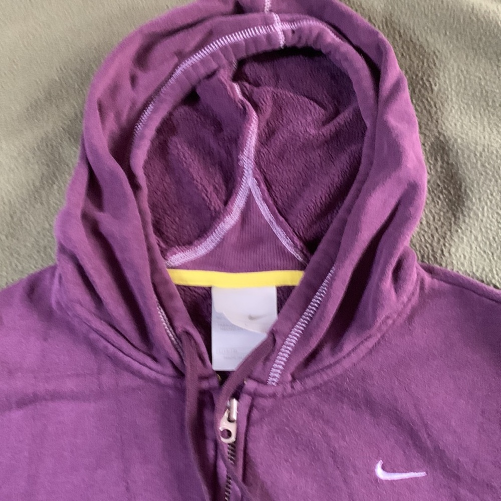 Nike purple, long sleeve, hooded sweatshirt.  Zip up. Front pockets.  Size large - Picture 7 of 9
